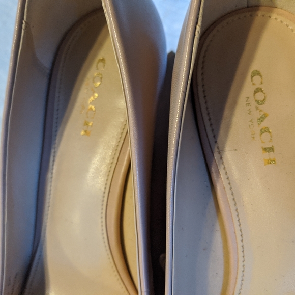 Coach Pumps - Picture 2 of 5